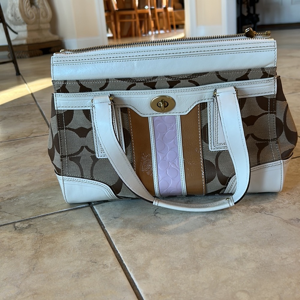 COACH VINTAGE SHOULDER BAG